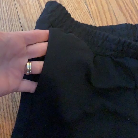 Puma Athletic Shorts Glitter M (8-10) - Picture 5 of 5